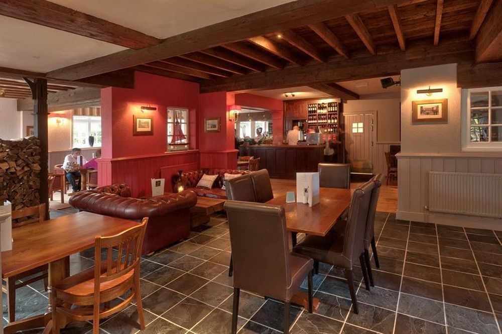 Bed and Breakfast The Fishbourne Fishbourne  Екстер'єр фото
